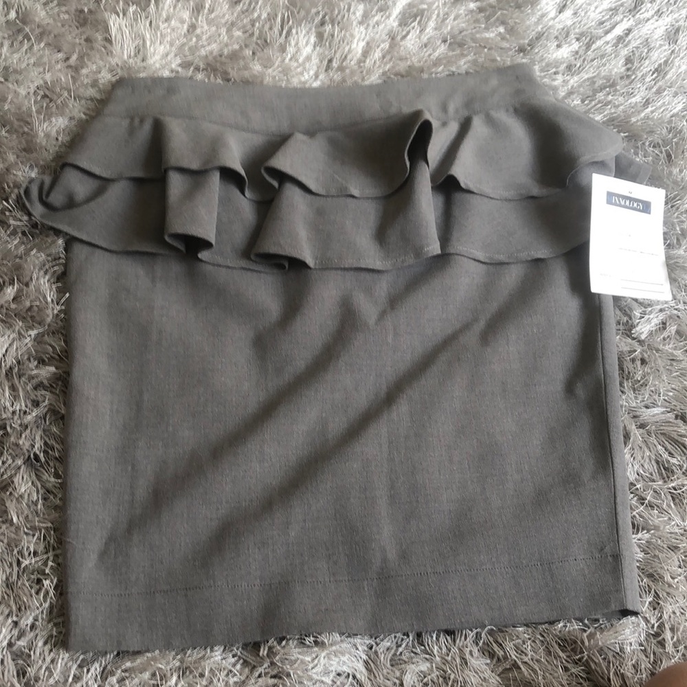 Grey mini skirt